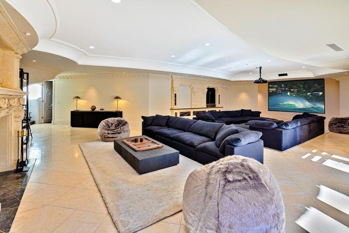 Chateau De Laurel Holiday home *